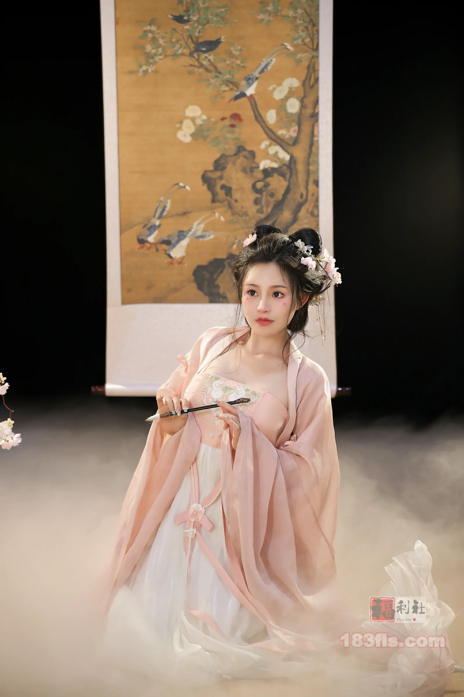 桃暖酱 - 霓裳入梦-第3张图片-宅男套图吧 桃暖酱 - 霓裳入梦-第3张图片-宅男套图吧