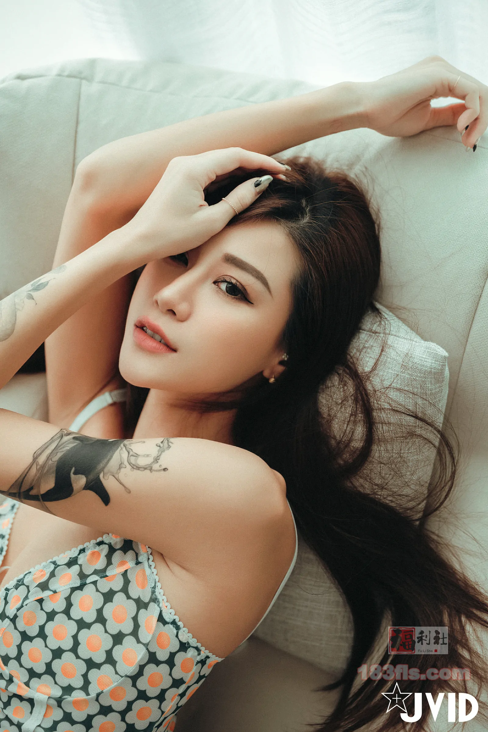 JVID - Lara 我的室友-第2张图片-宅男套图吧 JVID - Lara 我的室友-第2张图片-宅男套图吧