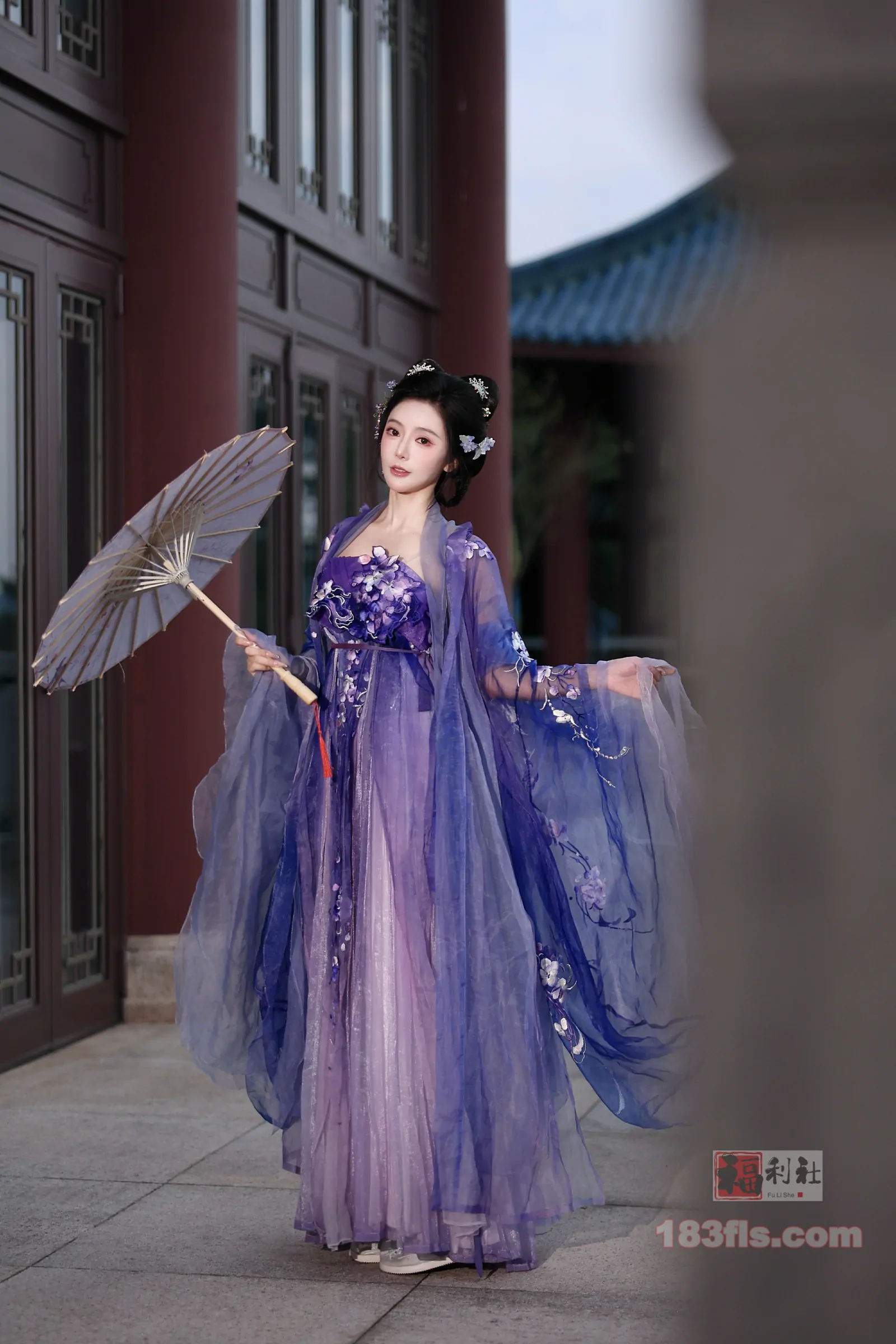 秀人网王馨瑶Yanni贵妃醉酒情趣古装-第2张图片-宅男套图吧
