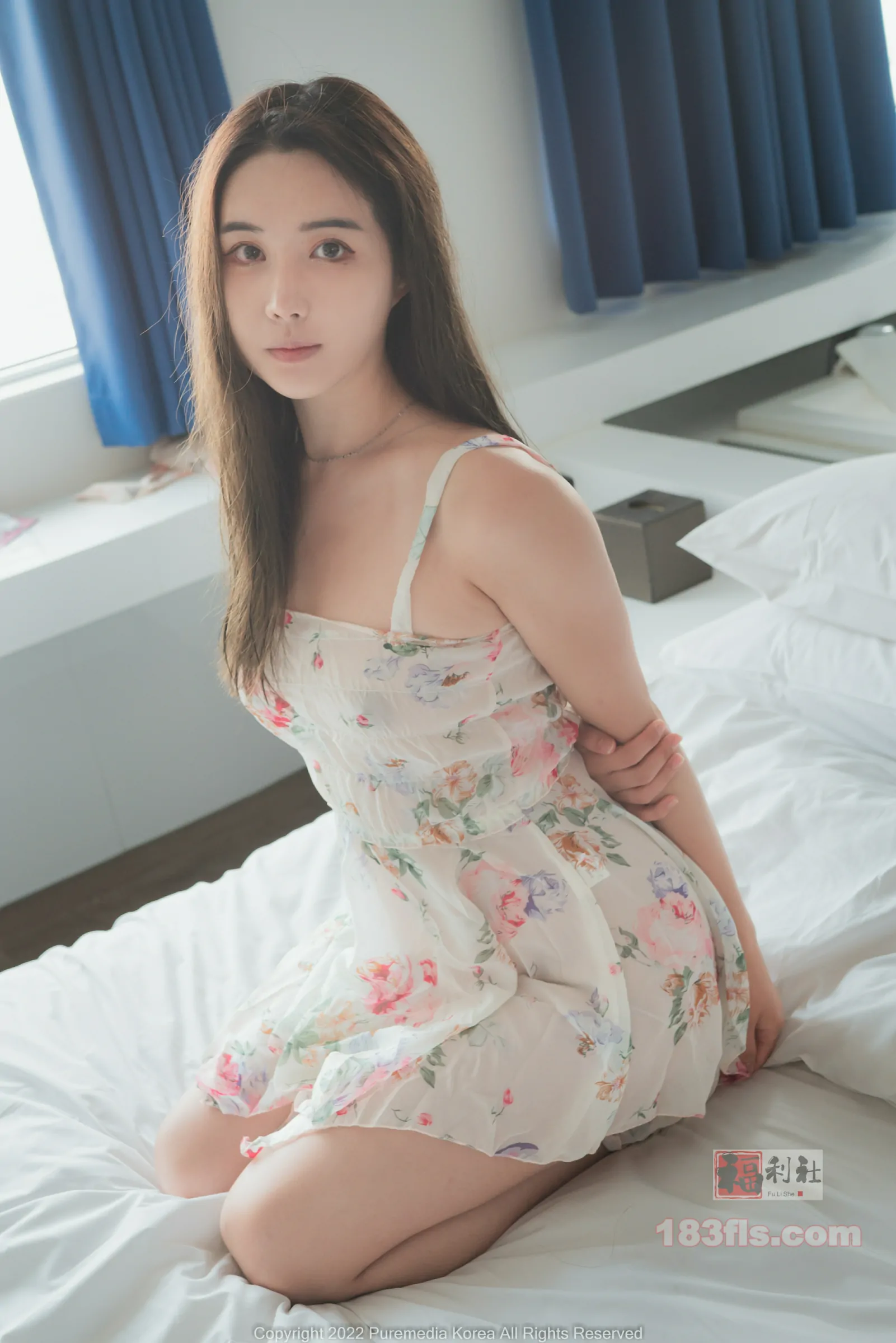 韩系高颜值嫩乳翘臀长腿女神Dohee